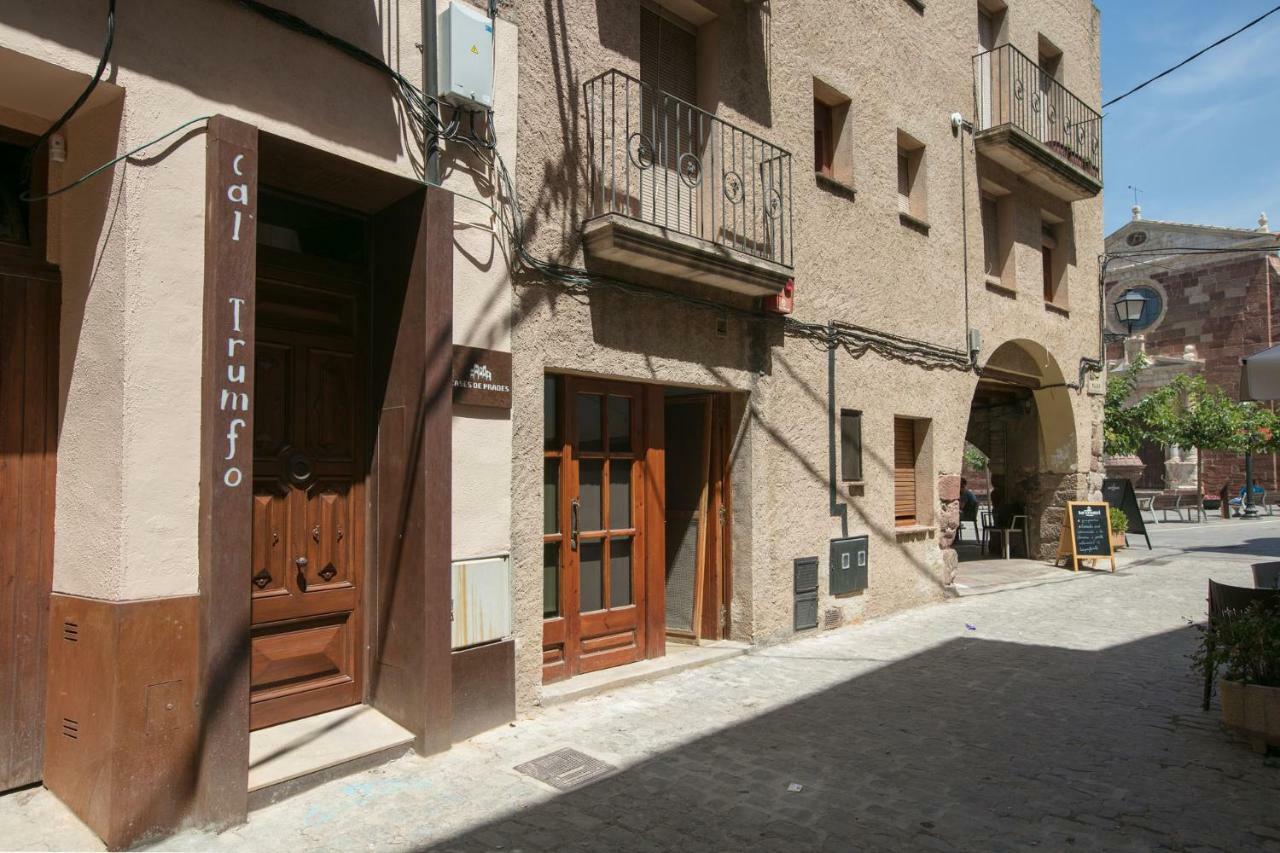 פראדס Apartaments Cal Trumfo מראה חיצוני תמונה