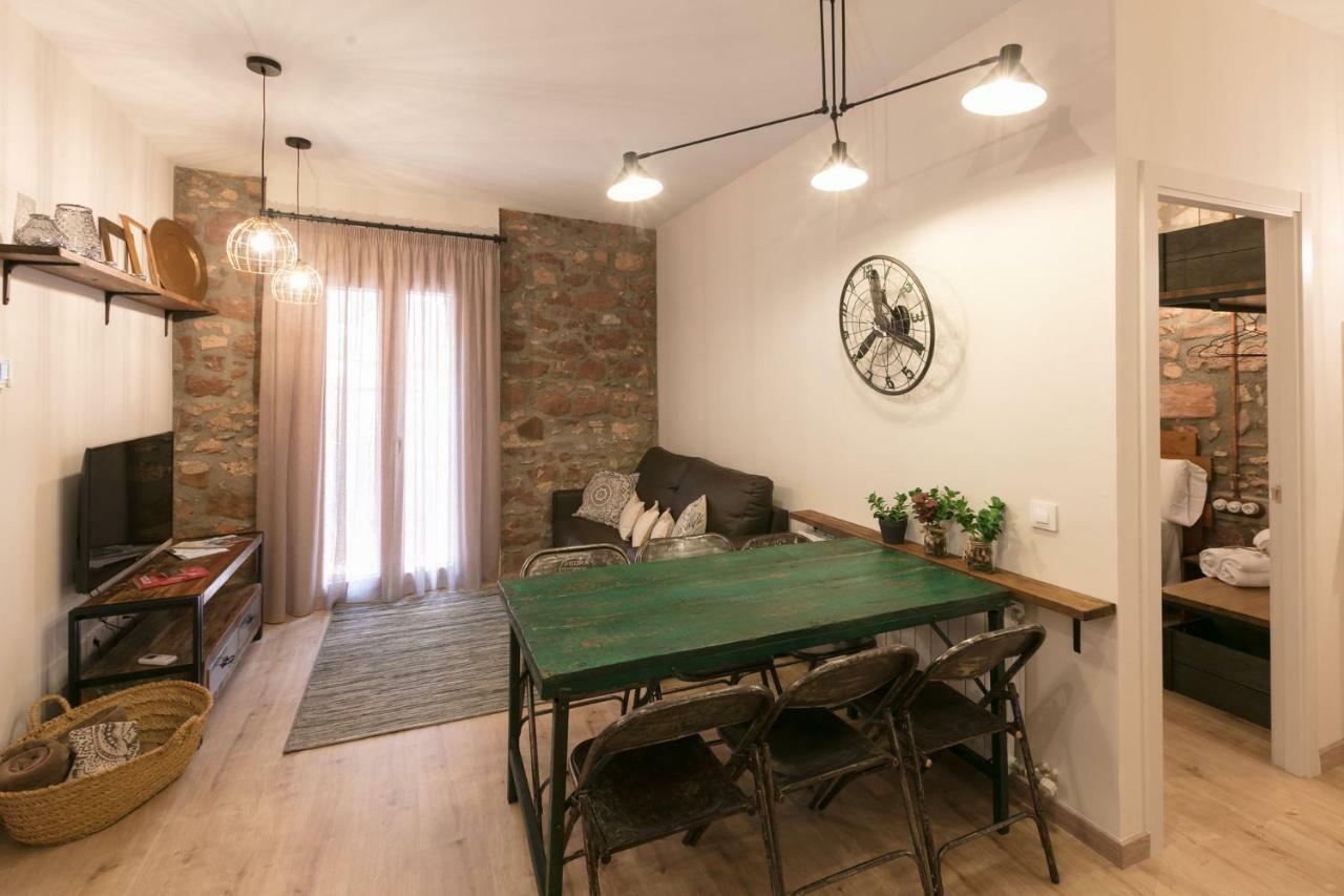 פראדס Apartaments Cal Trumfo מראה חיצוני תמונה
